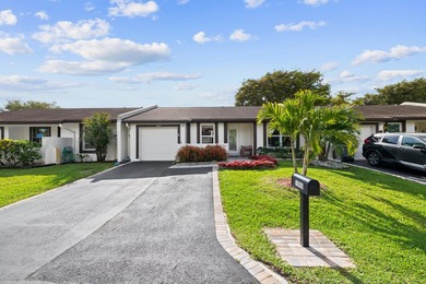 Beach Home For Sale in Delray Beach, Florida
