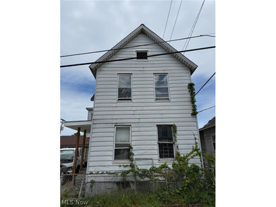 Beach Home For Sale in Cleveland, Ohio