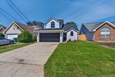 Beach Home For Sale in Mary Esther, Florida