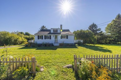 Beach Home For Sale in Rockland, Maine