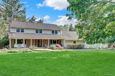 Beach Home For Sale in Nissequogue, New York