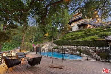 Beach Home For Sale in Pacific Palisades, California