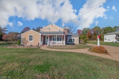 Beach Home For Sale in Yorktown, Virginia