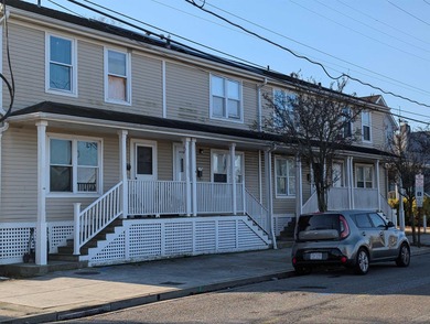 Beach Home For Sale in Atlantic City, New Jersey