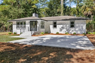 Beach Home For Sale in Bluffton, South Carolina