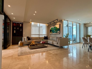 Home For Sale in Panama City image photo picture