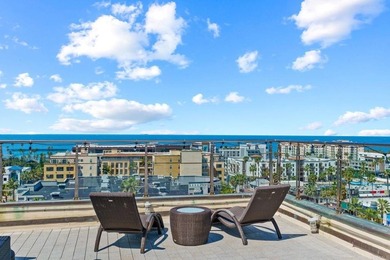 Beach Condo For Sale in Oceanside, California