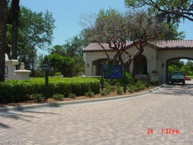 Beach Lot For Sale in Marco Island, Florida