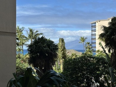 Beach Condo Sale Pending in Lahaina, Hawaii