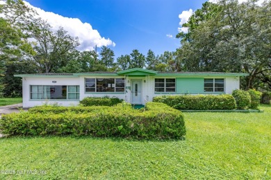 Beach Home Sale Pending in Jacksonville, Florida