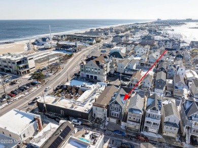 Beach Home For Sale in Sea Bright, New Jersey