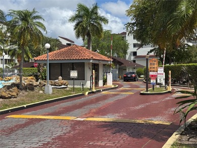 Beach Condo For Sale in Miami, Florida