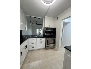 Beach Condo For Sale in Lake Worth Beach, Florida