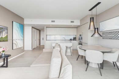 Beach Condo For Sale in Hollywood, Florida