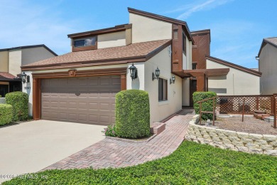 Beach Home Active Under Contract in Jacksonville, Florida