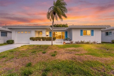 Beach Condo For Sale in Pinellas Park, Florida
