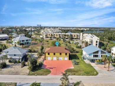 Beach Townhome/Townhouse For Sale in Fort Myers Beach, Florida