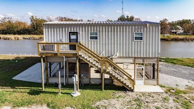 Beach Home For Sale in Theriot, Louisiana