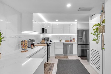 Beach Condo Sale Pending in Key Biscayne, Florida