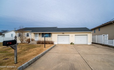 Beach Home For Sale in Toms River, New Jersey