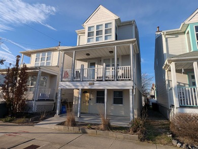Beach Home For Sale in Atlantic City, New Jersey