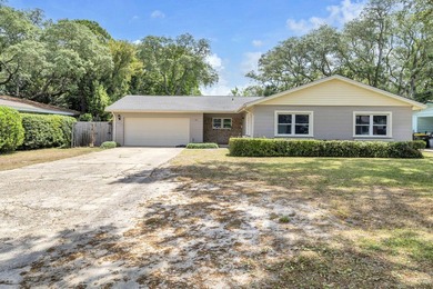 Beach Home For Sale in Fort Walton Beach, Florida