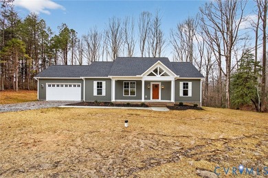 Beach Home For Sale in Warsaw, Virginia