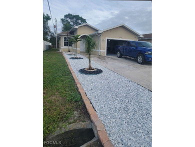 Beach Home For Sale in Fort Myers, Florida