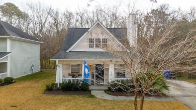 Beach Home For Sale in Mount Pleasant, South Carolina