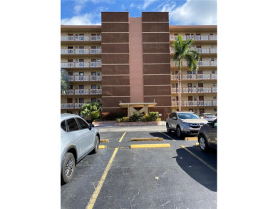 Beach Condo Off Market in Hallandale  Beach, Florida