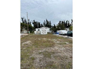 Beach Lot For Sale in St. James City, Florida