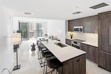 Beach Condo For Sale in Miami, Florida