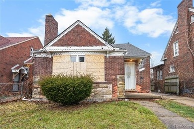 Beach Home For Sale in Detroit, Michigan