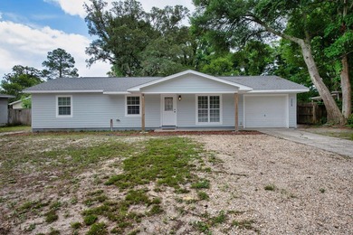 Beach Home For Sale in Fort Walton Beach, Florida