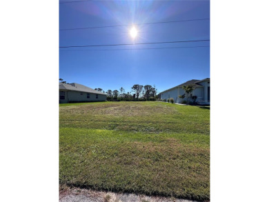 Beach Lot For Sale in Rotonda West, Florida