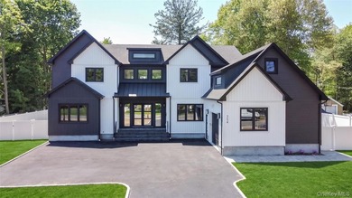Beach Home For Sale in West Babylon, New York