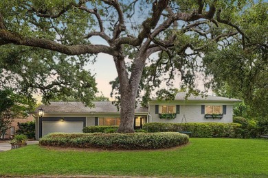 Beach Home For Sale in Charleston, South Carolina