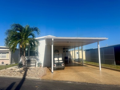 Beach Home For Sale in Bradenton, Florida