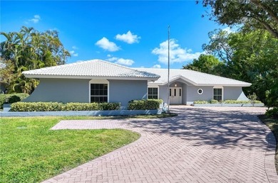 Beach Home For Sale in Naples, Florida