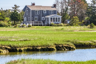 Beach Home Sale Pending in East Sandwich, Massachusetts