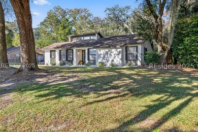 Beach Home For Sale in Beaufort, South Carolina