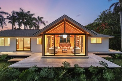 Beach Home For Sale in Haiku, Hawaii