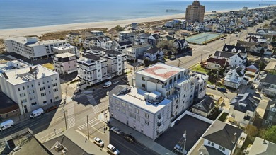 Beach Condo For Sale in Ventnor, New Jersey