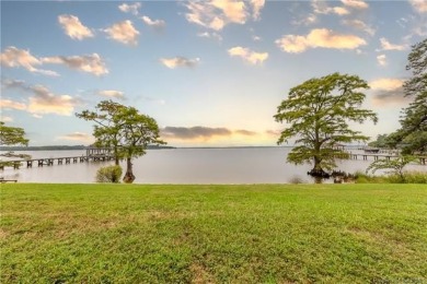 Beach Home For Sale in Williamsburg, Virginia