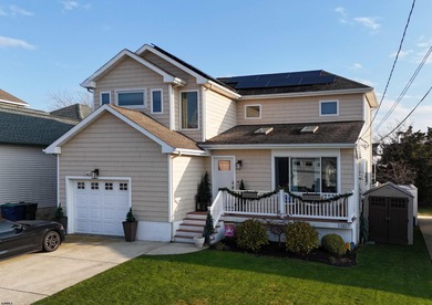 Beach Home For Sale in Brigantine, New Jersey