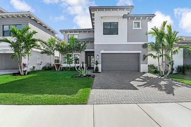 Beach Home For Sale in Palm Beach Gardens, Florida