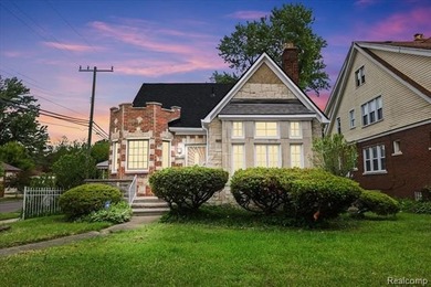 Beach Home Active Under Contract in Detroit, Michigan