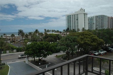 Beach Condo For Sale in Pompano Beach, Florida