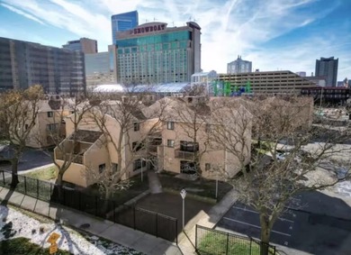 Beach Condo For Sale in Atlantic City, New Jersey