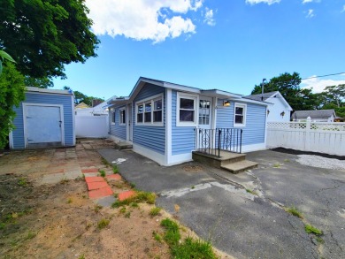 Beach Home Sale Pending in Wareham, Massachusetts